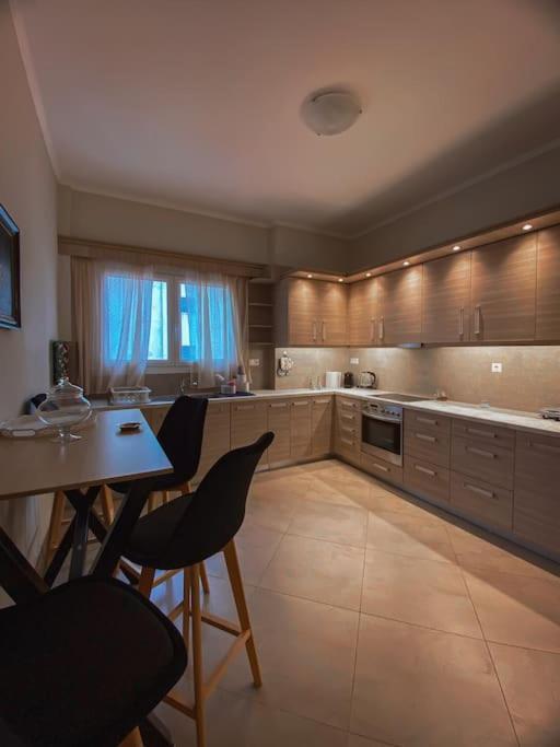 λabirinthia Apartment *