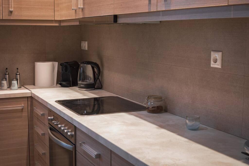 λabirinthia Apartment *