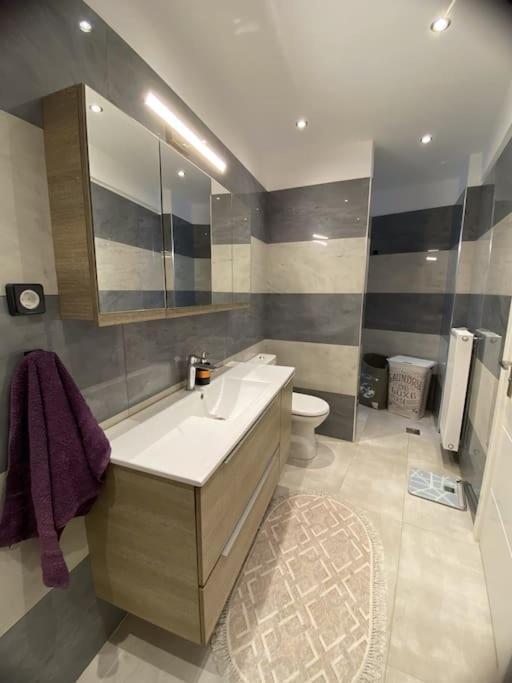 λabirinthia Apartment *
